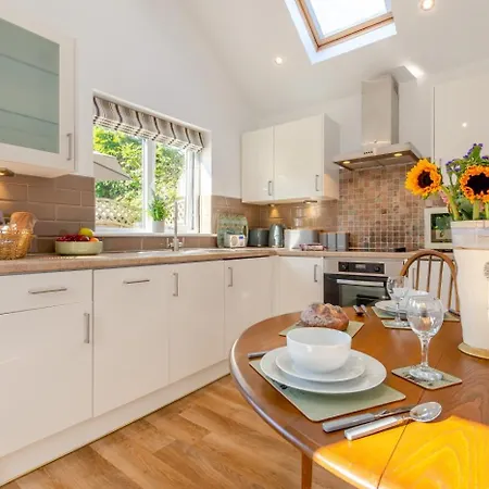1 Bed In Oc-w44883 * Rathmell